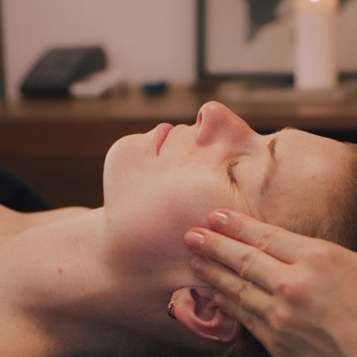 Masaż jako metoda zmniejszająca objawy stresu - masaż Poznań